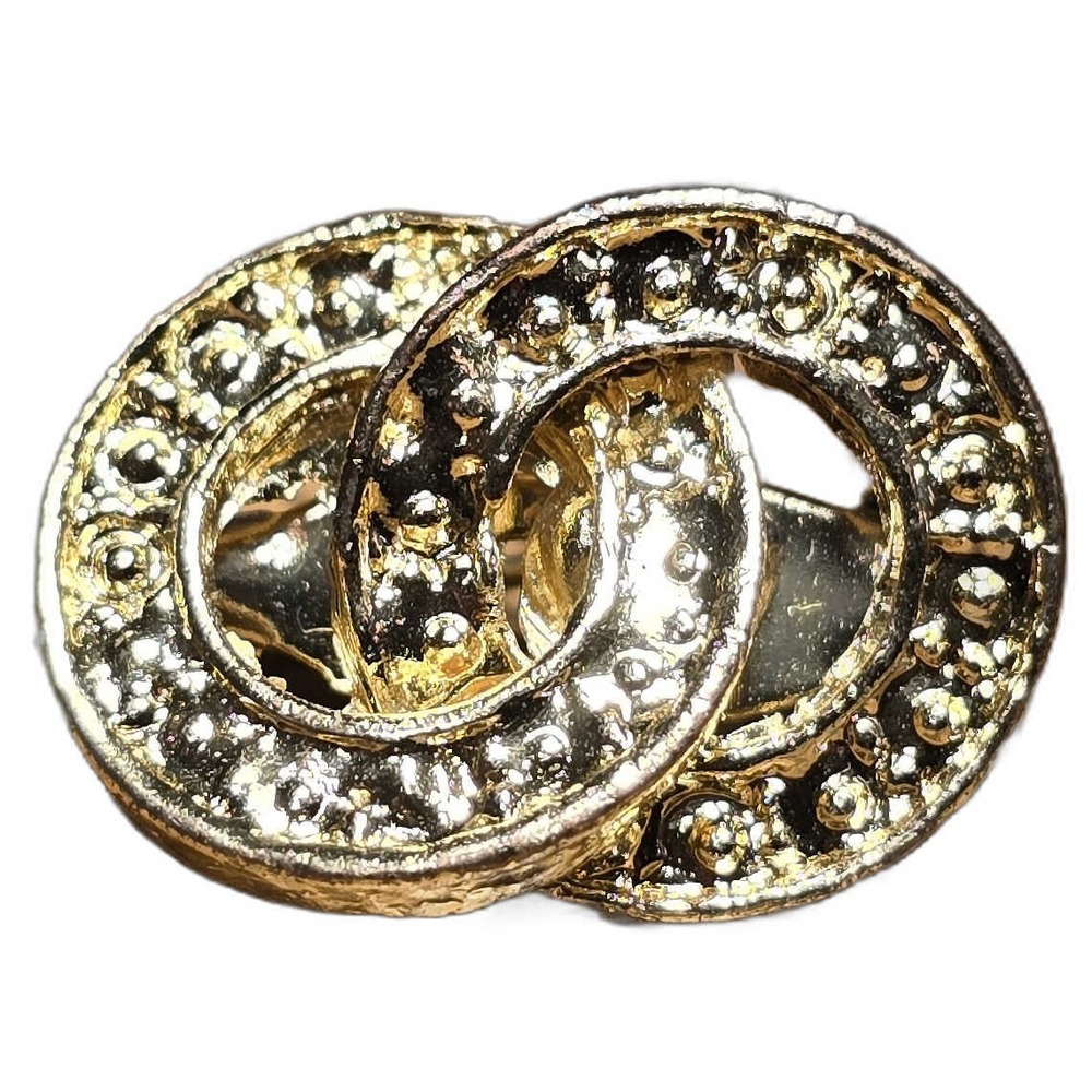 Vintage Gold Tone Double Interlocking Circle Textured Hat Vest Lapel Pin D7